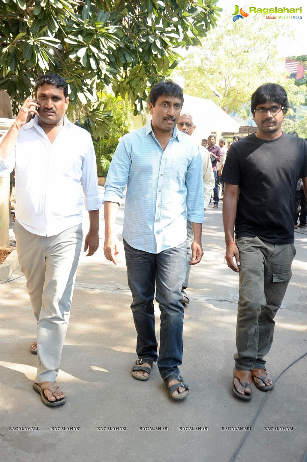 Celebrities pay Homage to Nandamuri Janakiram