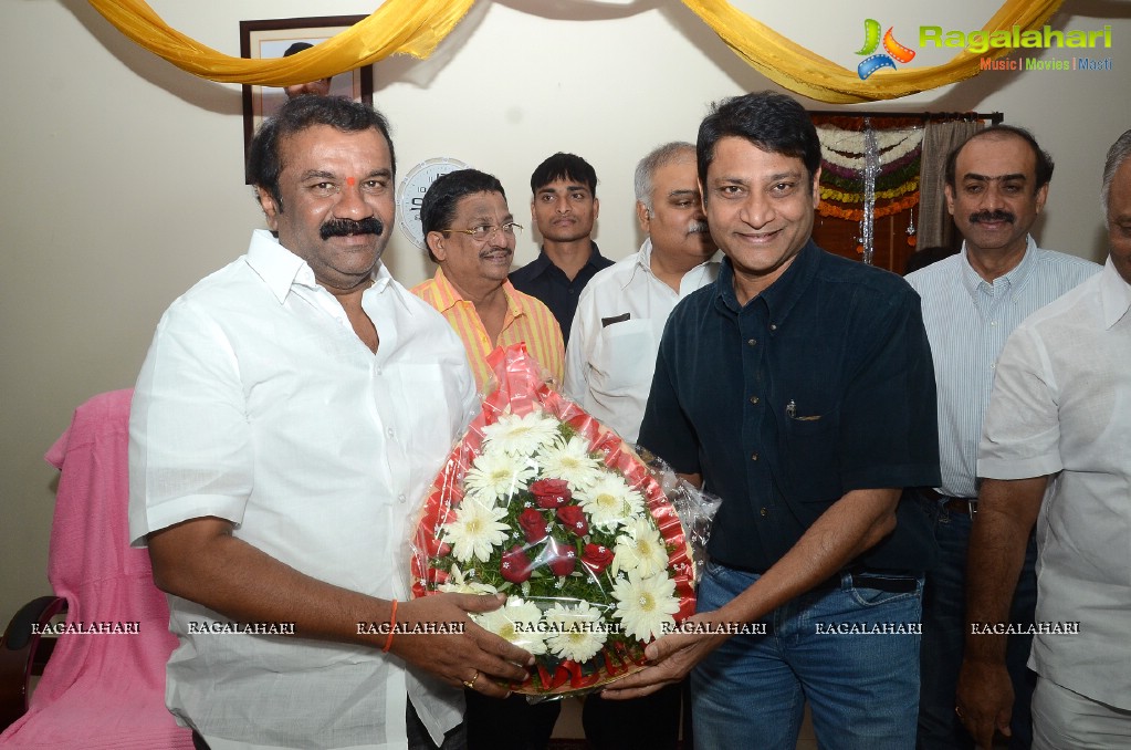Tollywood Celebrities Meet Telugu Cinematography Minister Talasani Srinivas Yadav