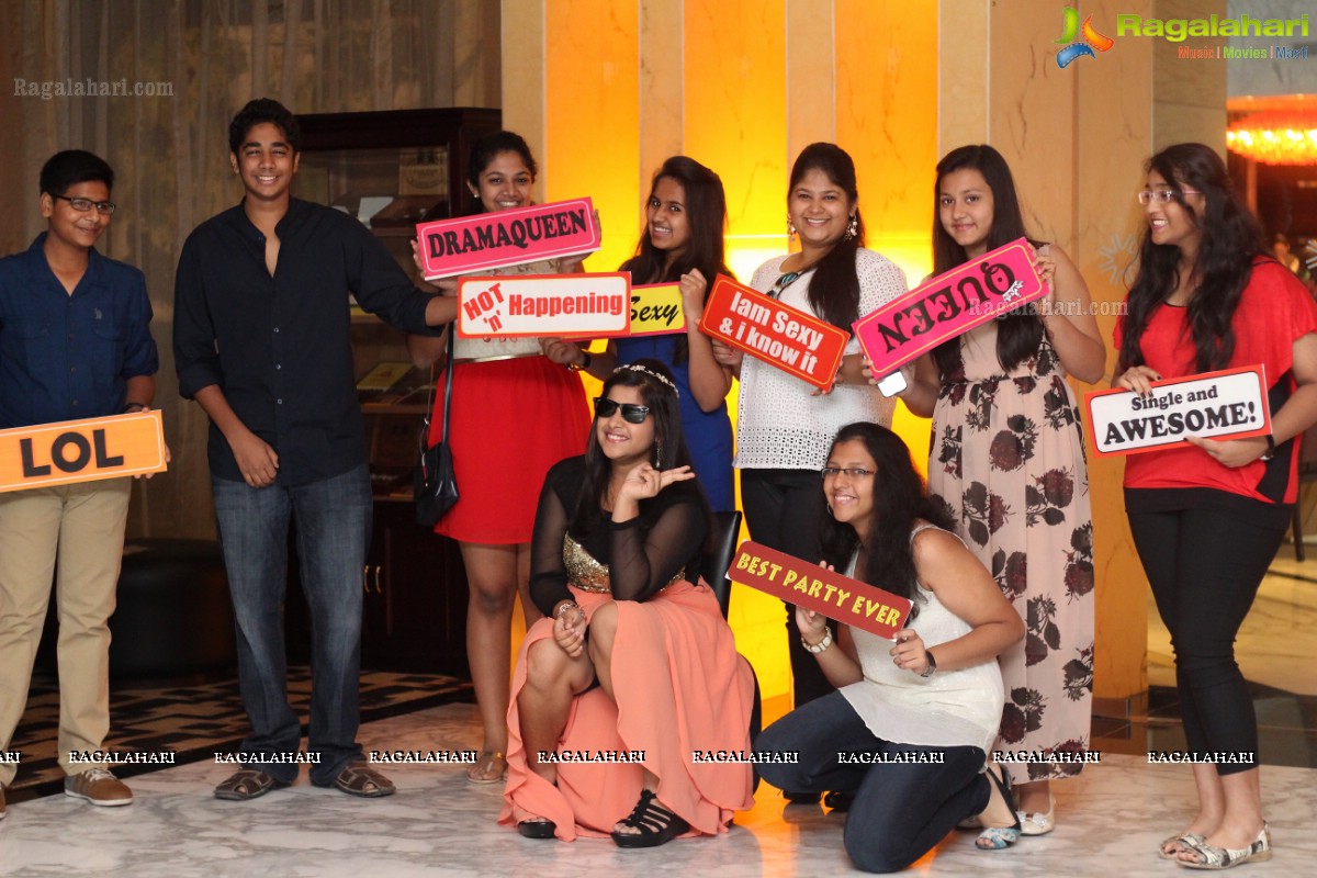 Aakanksha Kedia Tolasariya's Daughter Harshita's Birthday Celebrations 2014 at Taj Vivanta