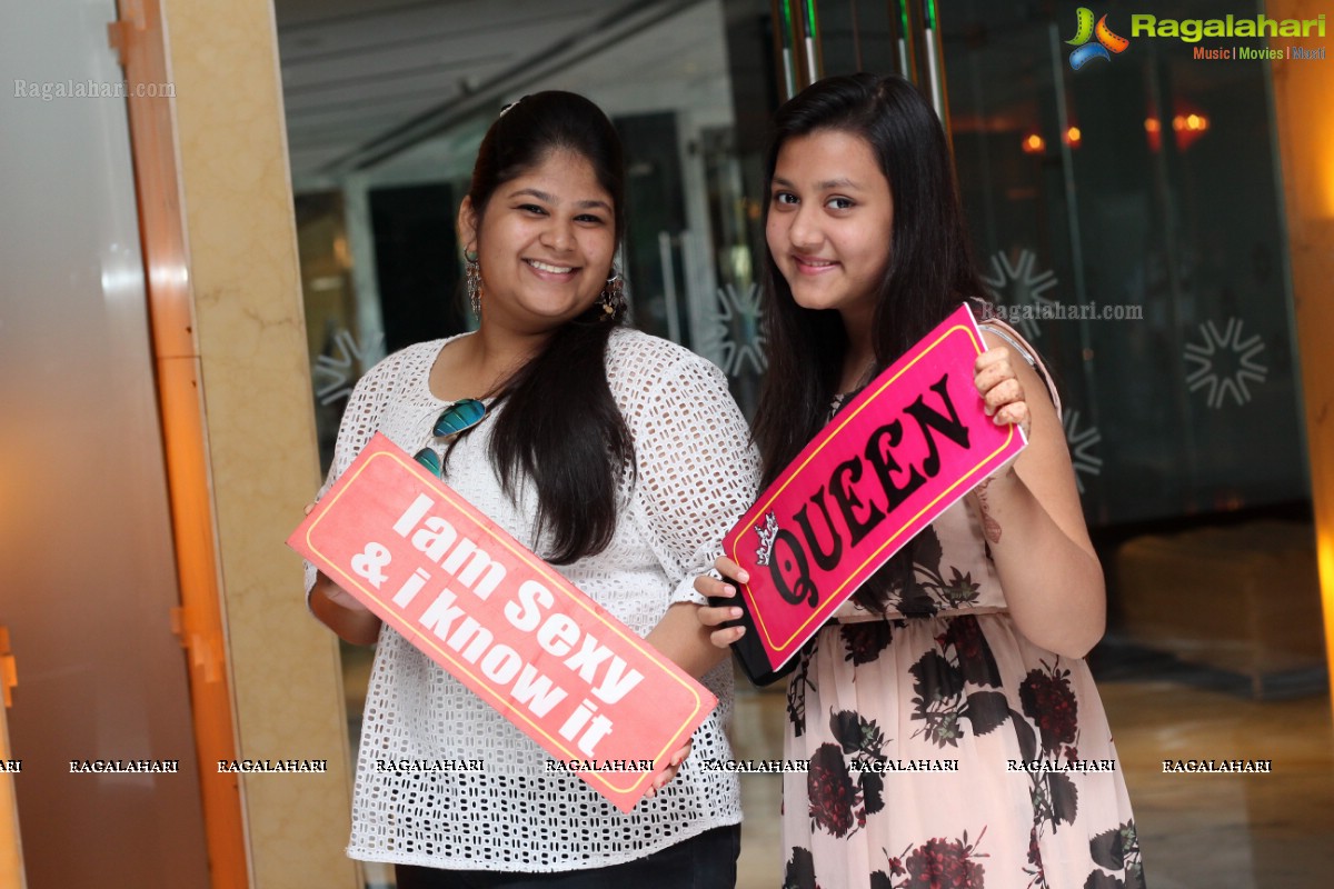 Aakanksha Kedia Tolasariya's Daughter Harshita's Birthday Celebrations 2014 at Taj Vivanta