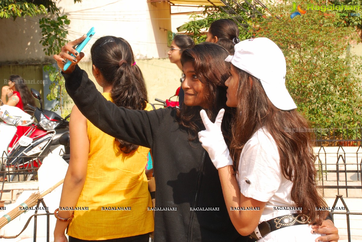 Akhil Akkineni at Make a Difference (MAD) Day at St. Anns College, Hyderabad