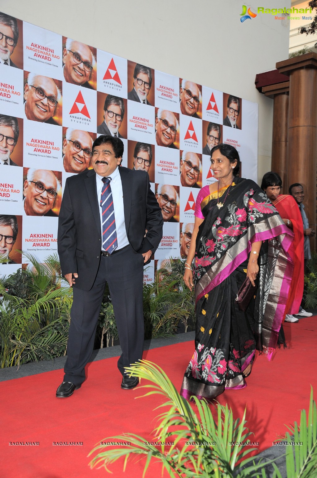 ANR Award 2013 to Amitabh Bachchan