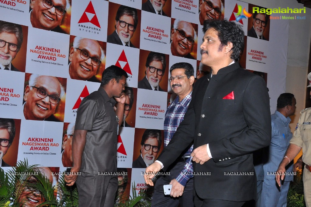 ANR Award 2013 to Amitabh Bachchan