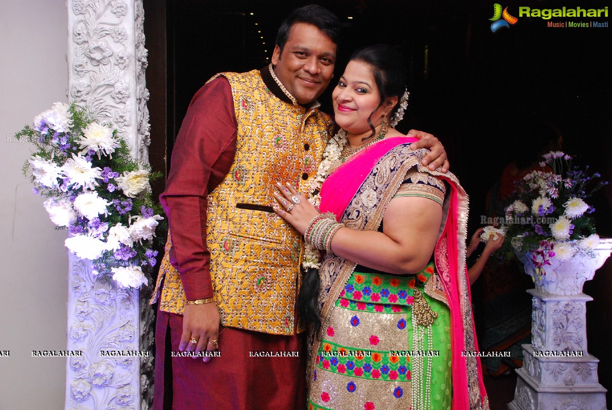 Anupam and Jyothi Mehndi Ceremony and Dholki Geet at Hotel Jalpaan