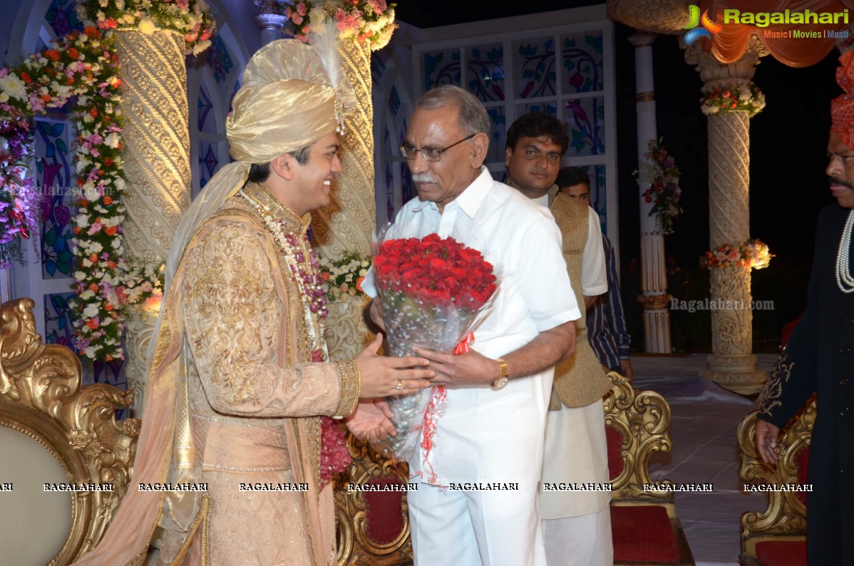 Grand Wedding Reception of Ashish and Ravisha at Novotel, Hyderabad