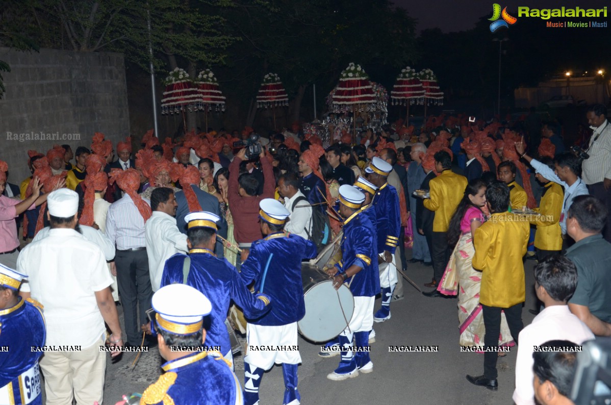 Grand Wedding Reception of Ashish and Ravisha at Novotel, Hyderabad