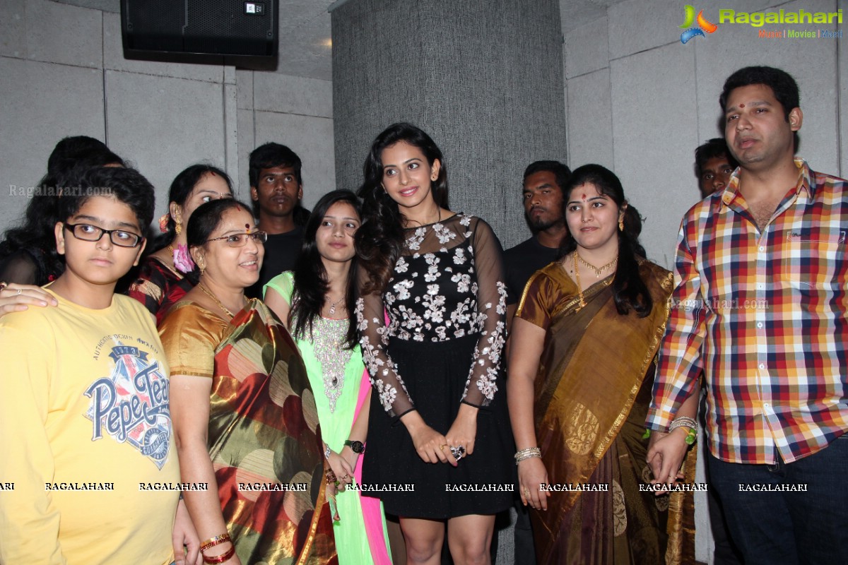 Rakul Preet Singh launches Chill and Thrill Sports Bar, Hyderabad