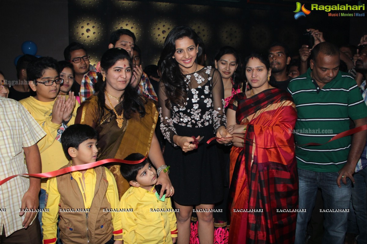 Rakul Preet Singh launches Chill and Thrill Sports Bar, Hyderabad