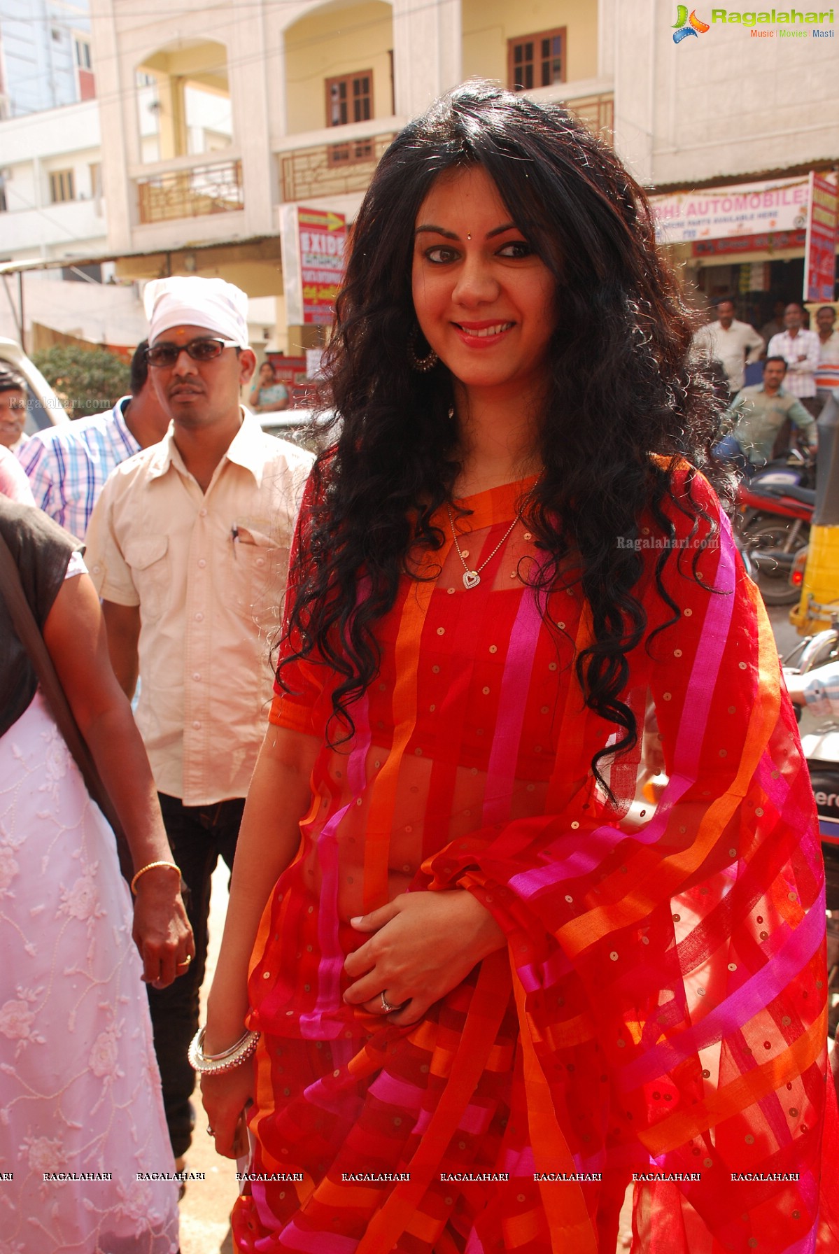 Kamna Jethmalani launches GC Hypermart, Hyderabad