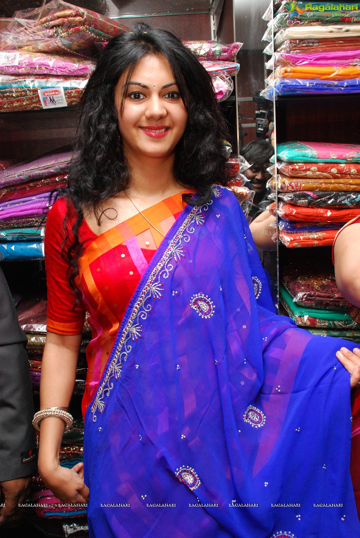 Kamna Jethmalani launches GC Hypermart, Hyderabad