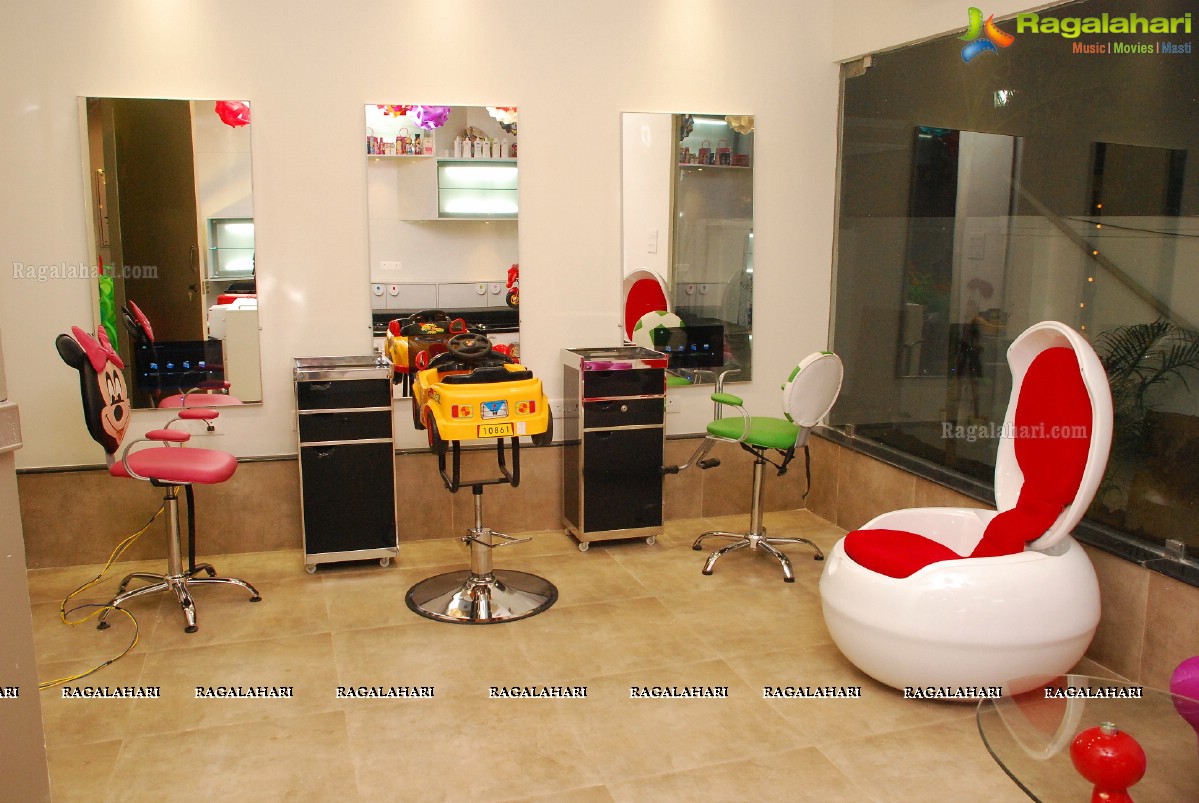 Rana Daggubati launches Alexander Hair & Beauty Lounge