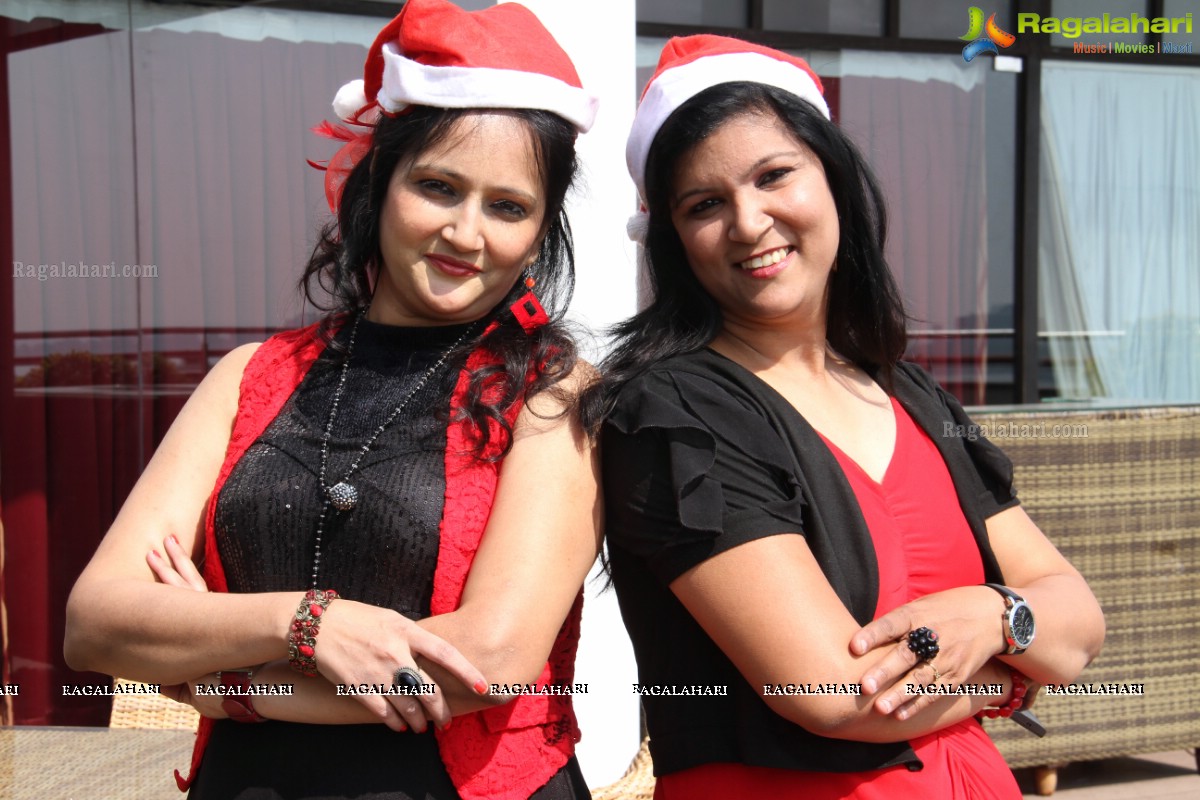 Mom n Kiddos Club Christmas Theme Celebrations 2014