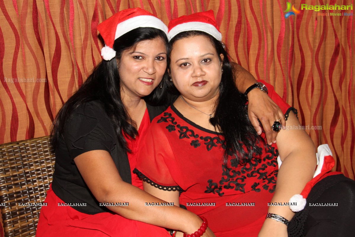 Mom n Kiddos Club Christmas Theme Celebrations 2014