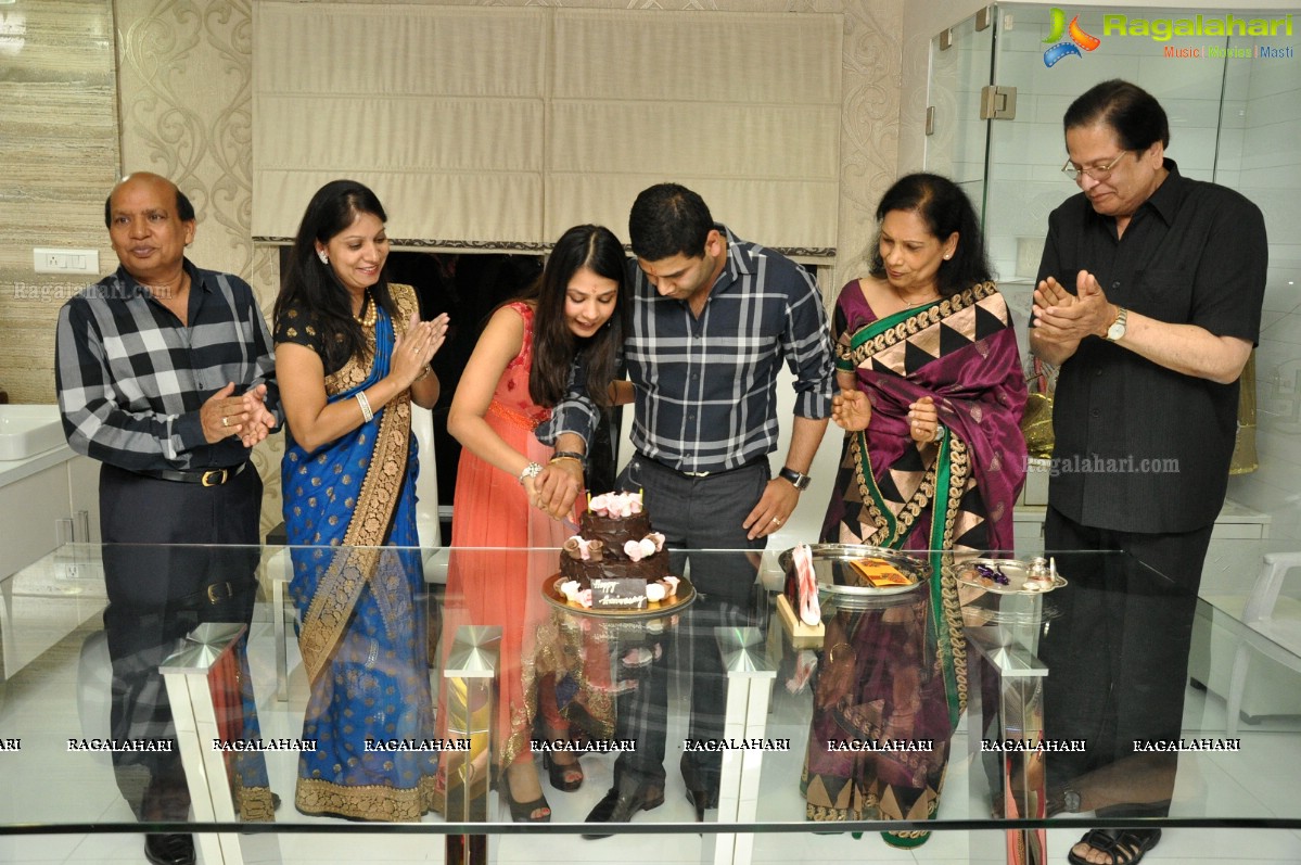 Anniversary Celebrations of Nidhi and Sandeep