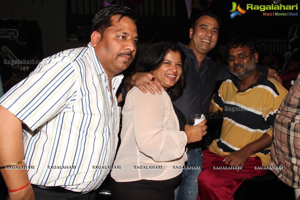 Reunion Party by Dr. Ajay Kumari Tiwari at Bottles and Chimney