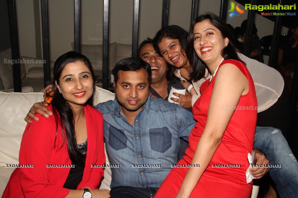 Reunion Party by Dr. Ajay Kumari Tiwari at Bottles and Chimney