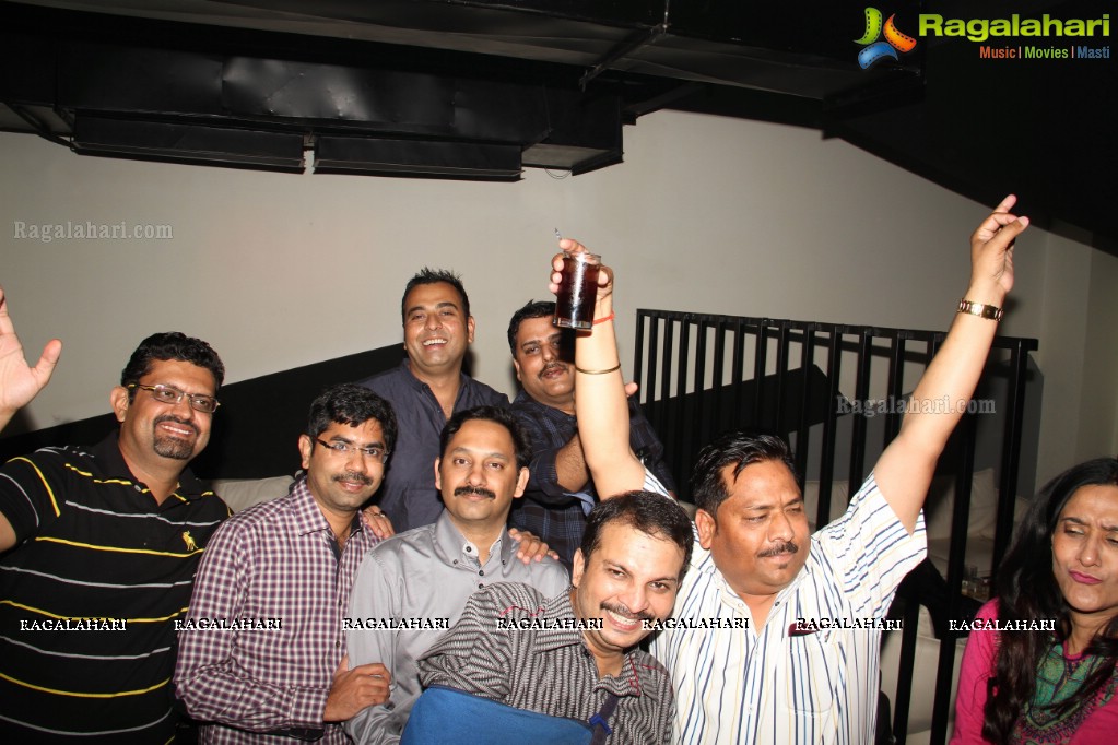 Reunion Party by Dr. Ajay Kumari Tiwari at Bottles and Chimney