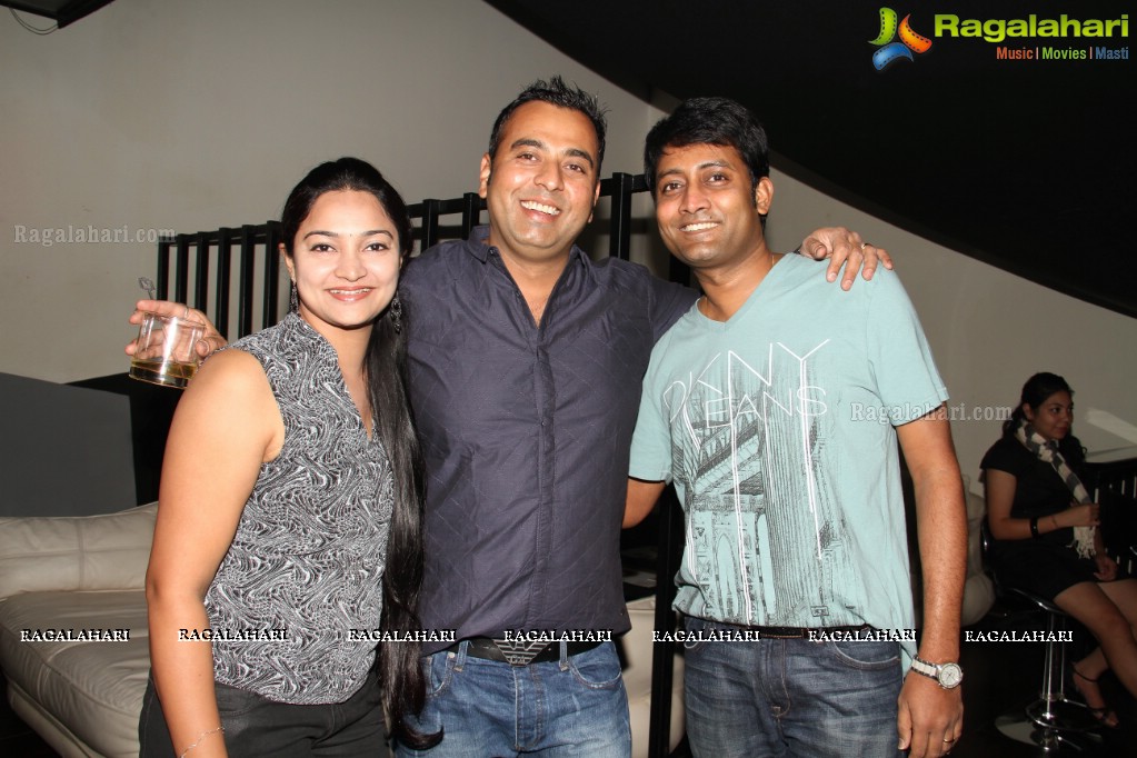 Reunion Party by Dr. Ajay Kumari Tiwari at Bottles and Chimney