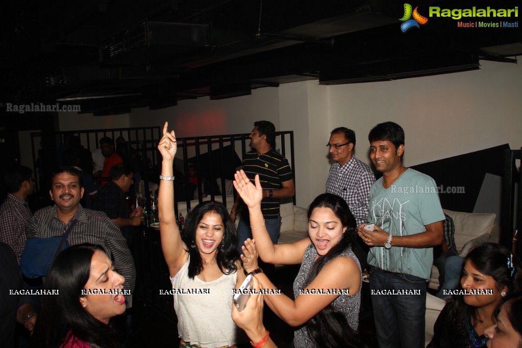 Reunion Party by Dr. Ajay Kumari Tiwari at Bottles and Chimney