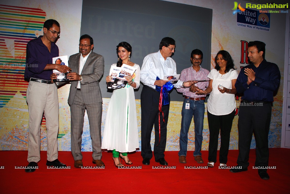 Samantha gives away Charity Awards of United Way of Hyderabad