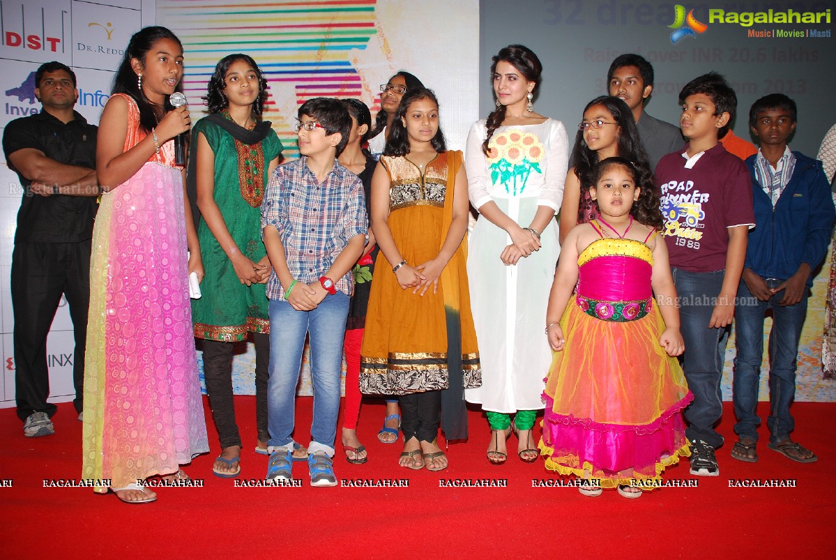 Samantha gives away Charity Awards of United Way of Hyderabad