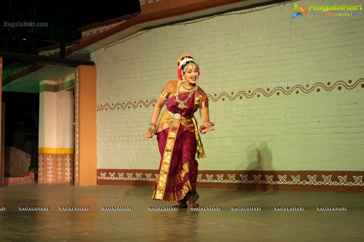 Kuchipudi Dance Performance by Sridevi Chalagalla and Chinmayi Mungara