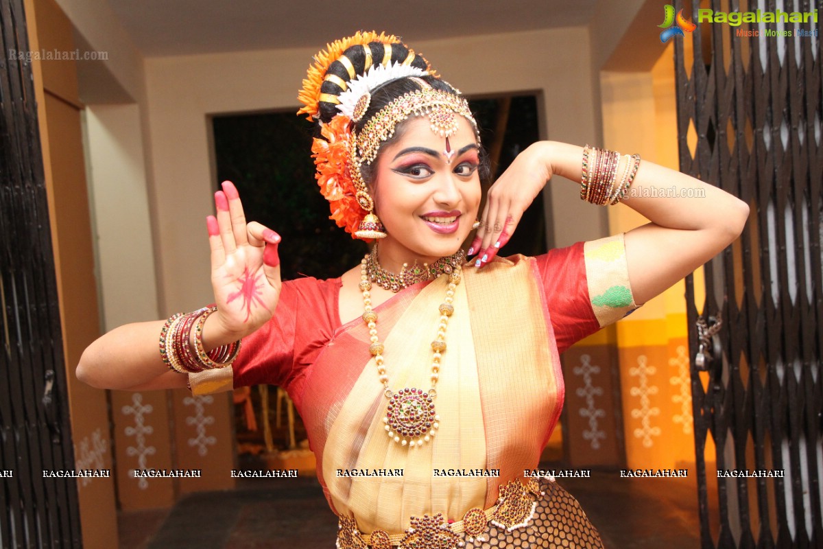 Kuchipudi Dance Performance by Sridevi Chalagalla and Chinmayi Mungara