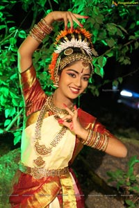 Kuchipudi Dance