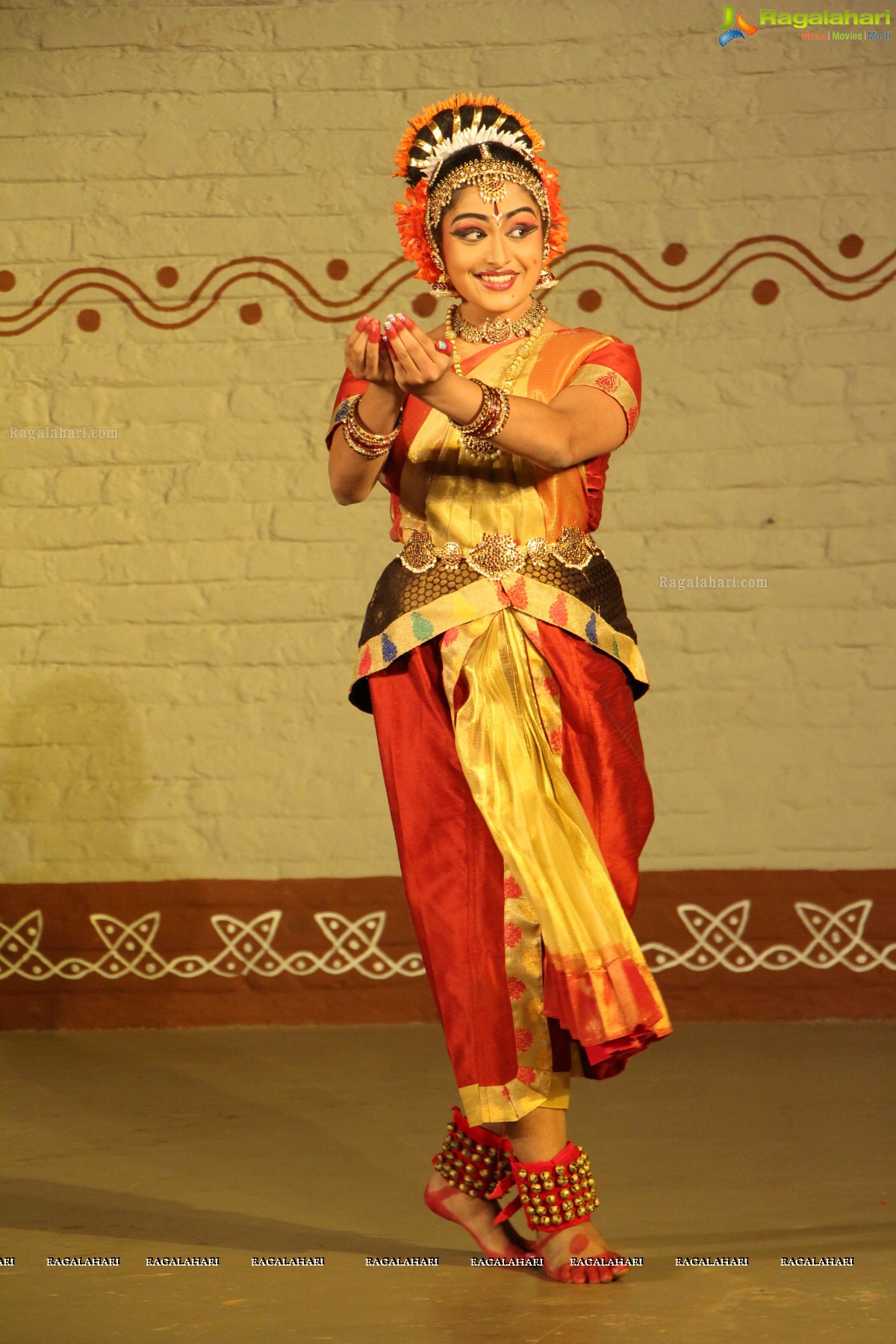 Kuchipudi Dance Performance by Sridevi Chalagalla and Chinmayi Mungara