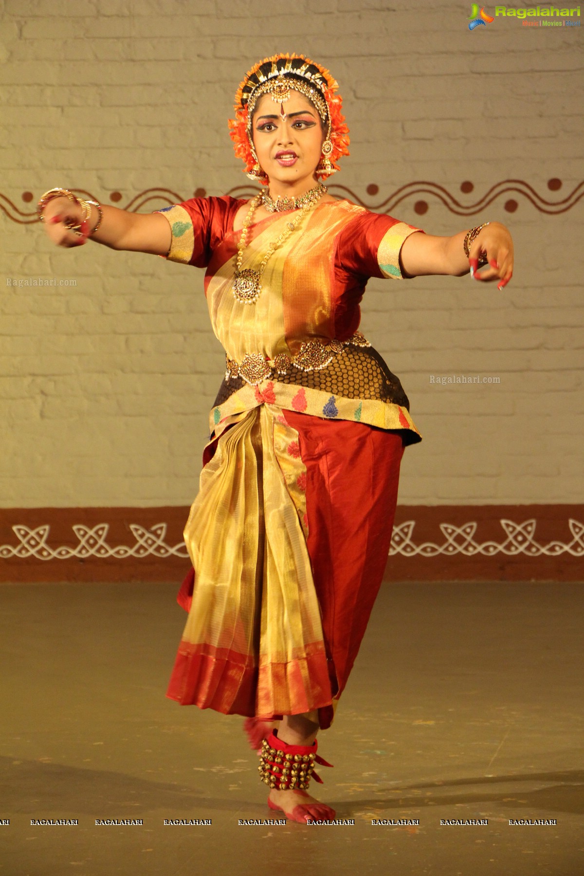 Kuchipudi Dance Performance by Sridevi Chalagalla and Chinmayi Mungara