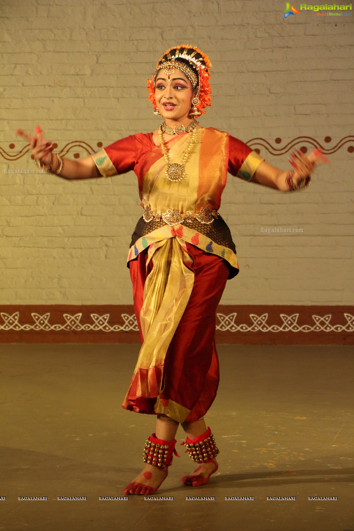 Kuchipudi Dance Performance by Sridevi Chalagalla and Chinmayi Mungara