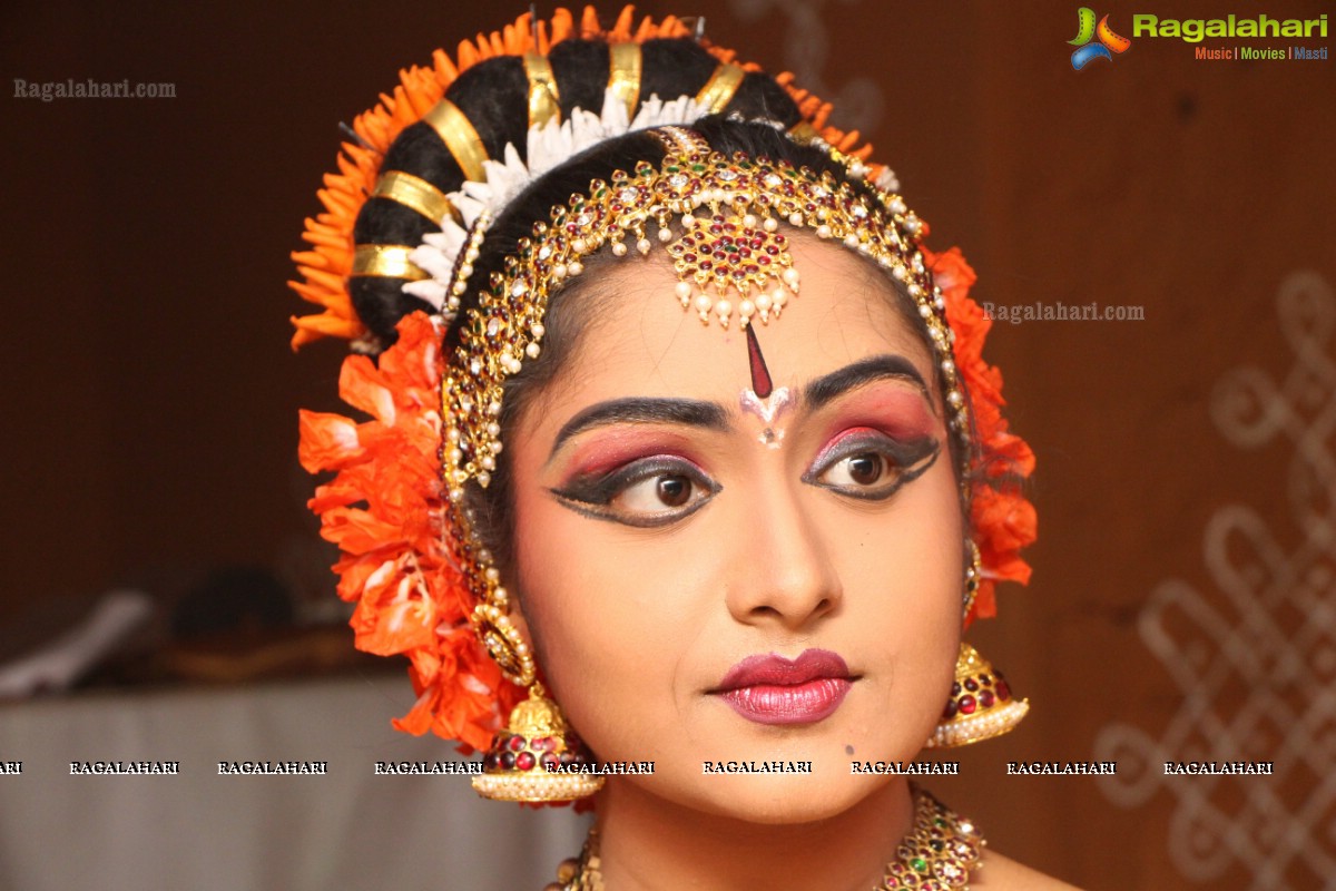 Kuchipudi Dance Performance by Sridevi Chalagalla and Chinmayi Mungara