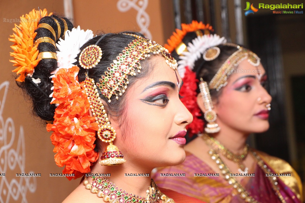 Kuchipudi Dance Performance by Sridevi Chalagalla and Chinmayi Mungara