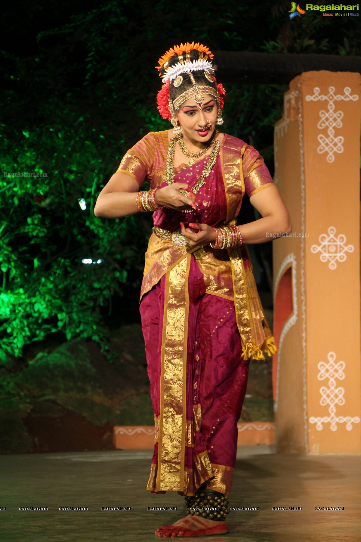 Kuchipudi Dance Performance by Sridevi Chalagalla and Chinmayi Mungara