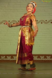 Kuchipudi Dance