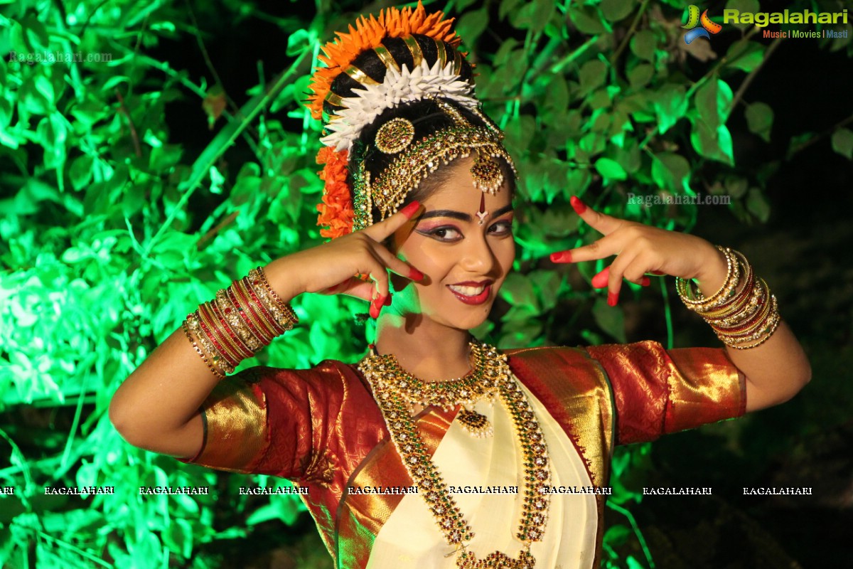 Kuchipudi Dance Performance by Sridevi Chalagalla and Chinmayi Mungara