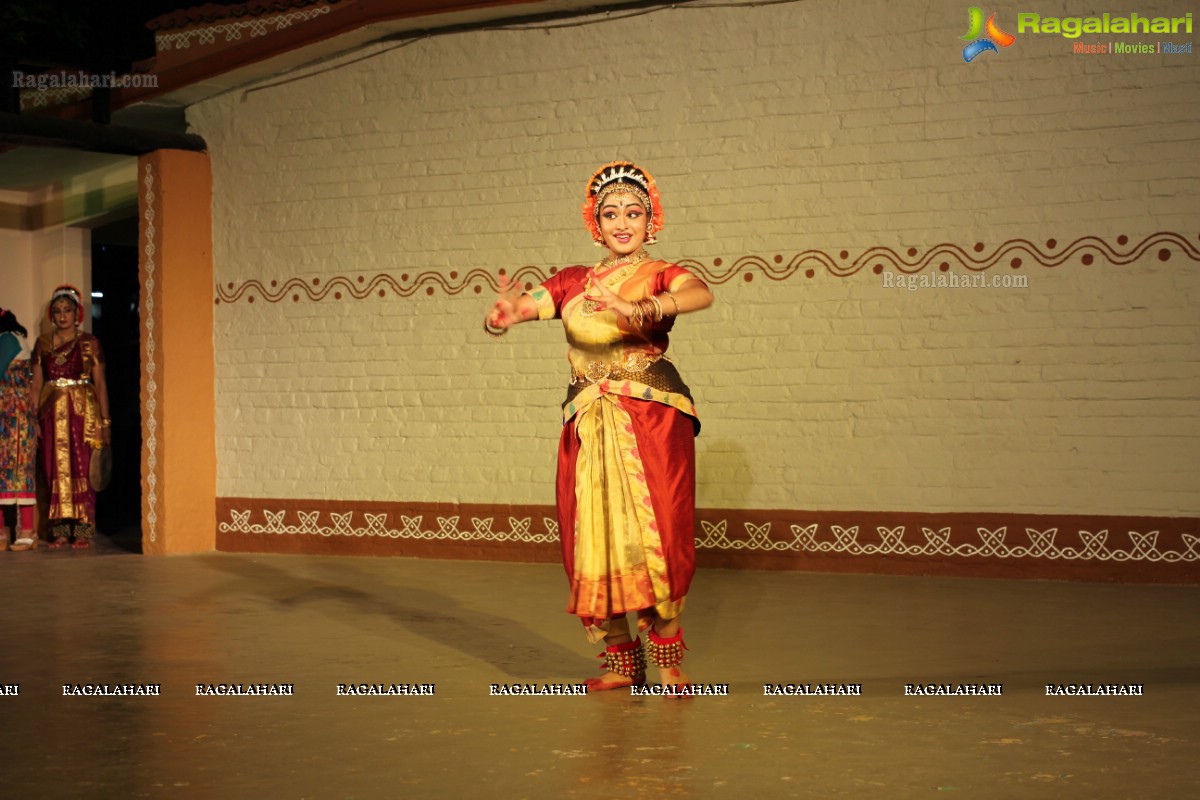 Kuchipudi Dance Performance by Sridevi Chalagalla and Chinmayi Mungara