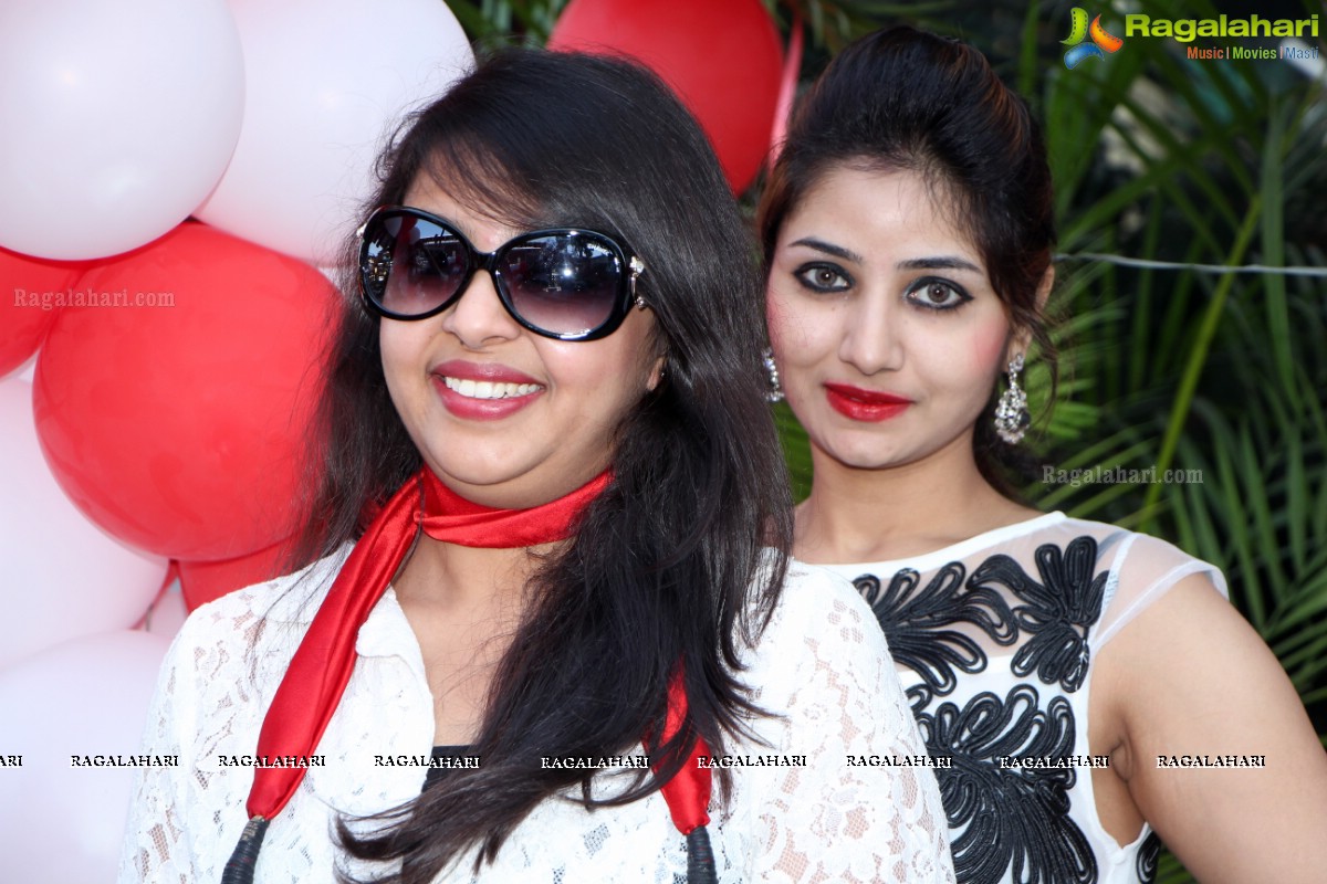 Stylish Divas Christmas Party 2014 at Radisson Blu