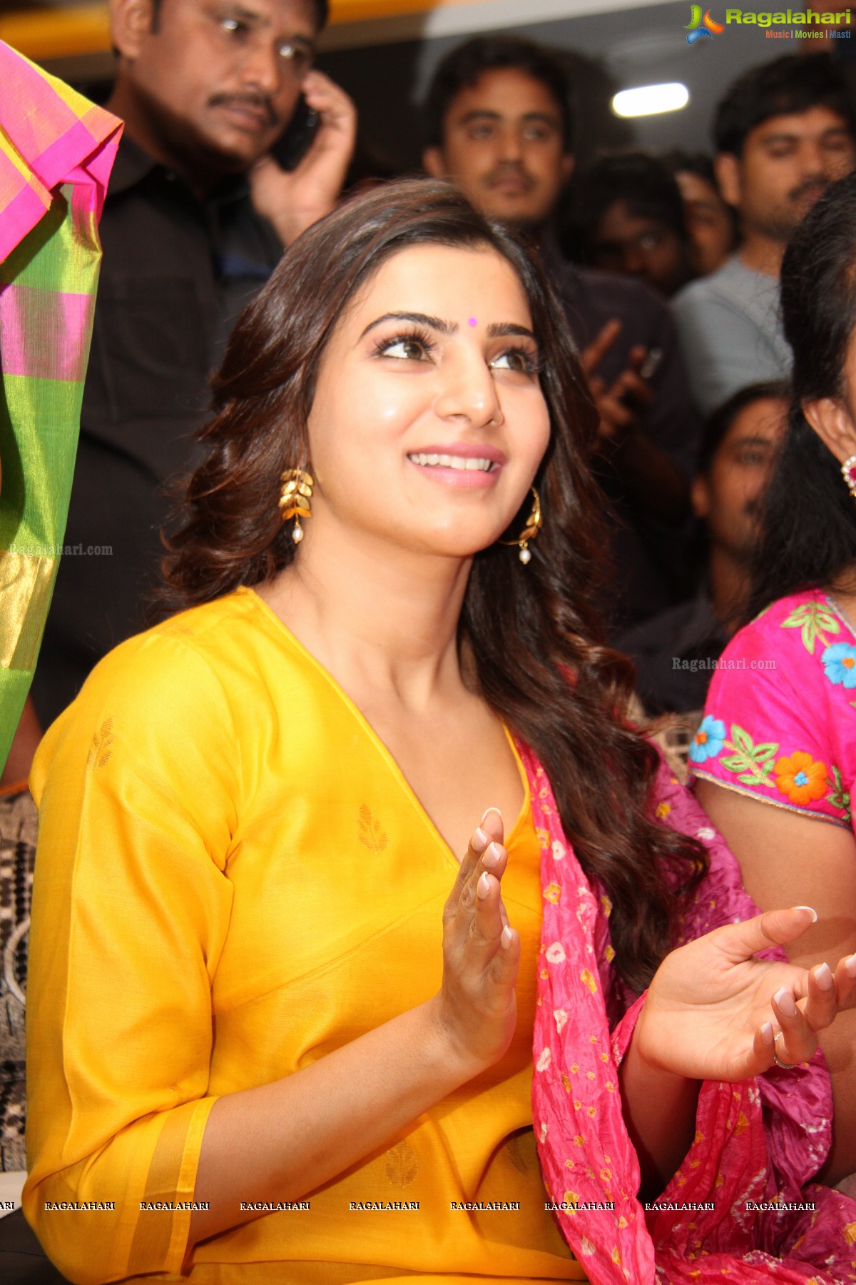 Samantha-Kavitha launches Sunshine Woman And Child Centre in Madhapur, Hyd