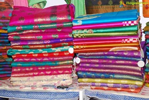 Vivanyas Handloom Exhibition