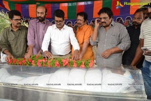 Celebs pay homage to Ranganath