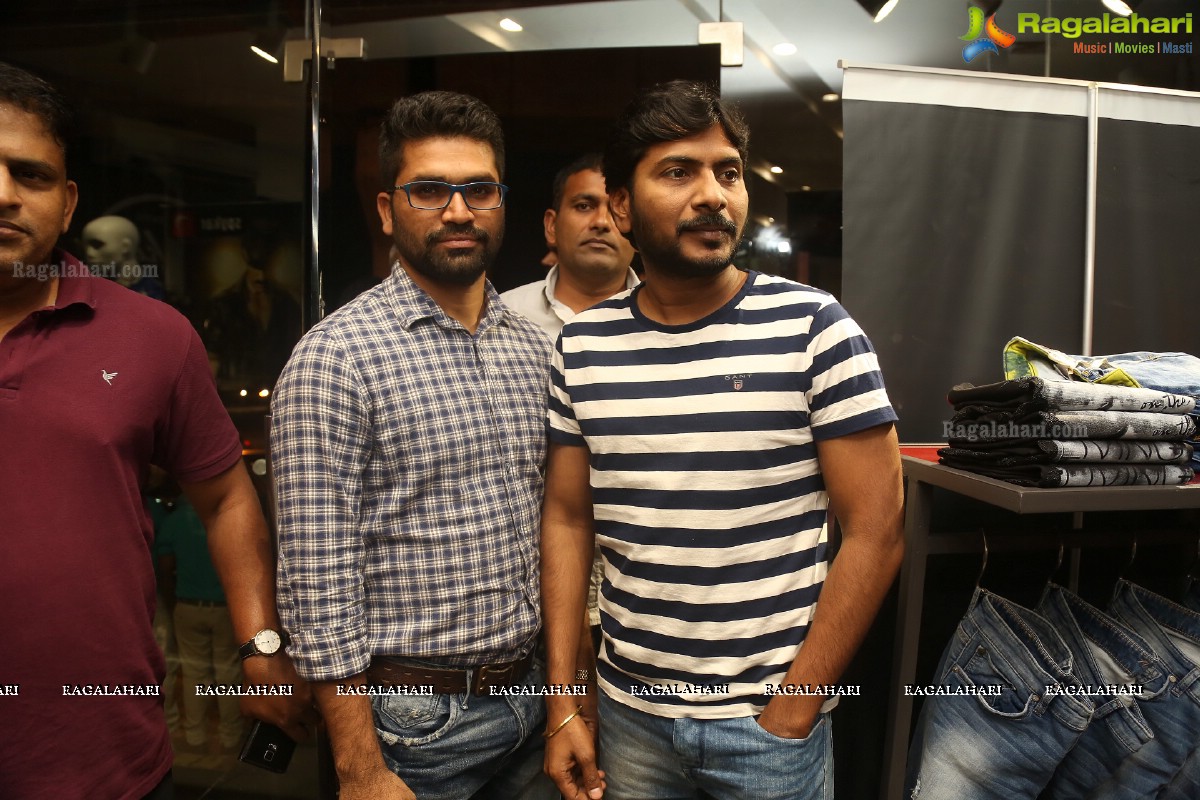 Bengal Tiger Team at Spykar Store Launch, Hyderabad