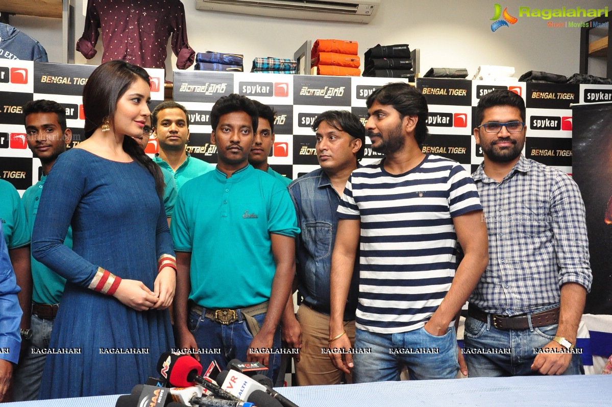 Bengal Tiger Team at Spykar Store Launch, Hyderabad