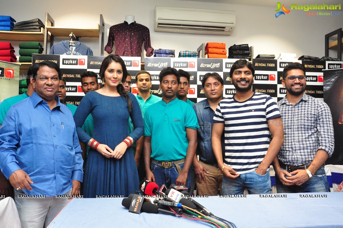 Bengal Tiger Team at Spykar Store Launch, Hyderabad