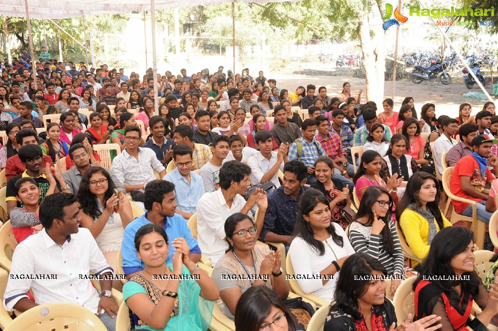 Bhavan’s Vivekananda College Yuva Mahotsav – Kalarchana Celebrations