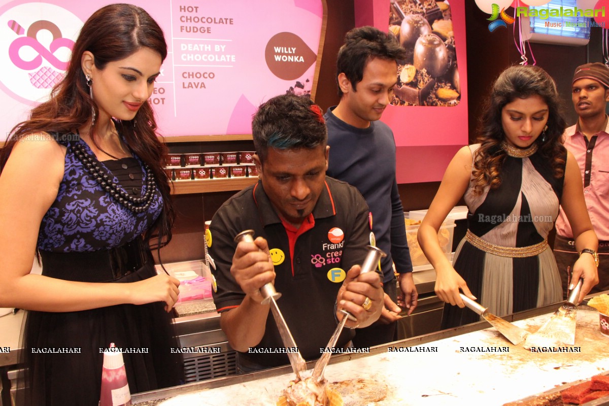 Jinal Pandya and Sai Askhata visits Creamstone Ice Cream Parlour, Hyderabad