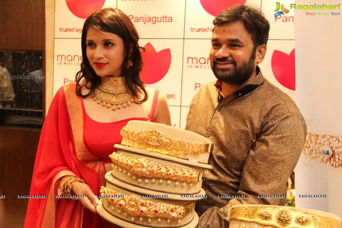 Mannara Chopra launches Manepally Jewellers Vaddanam