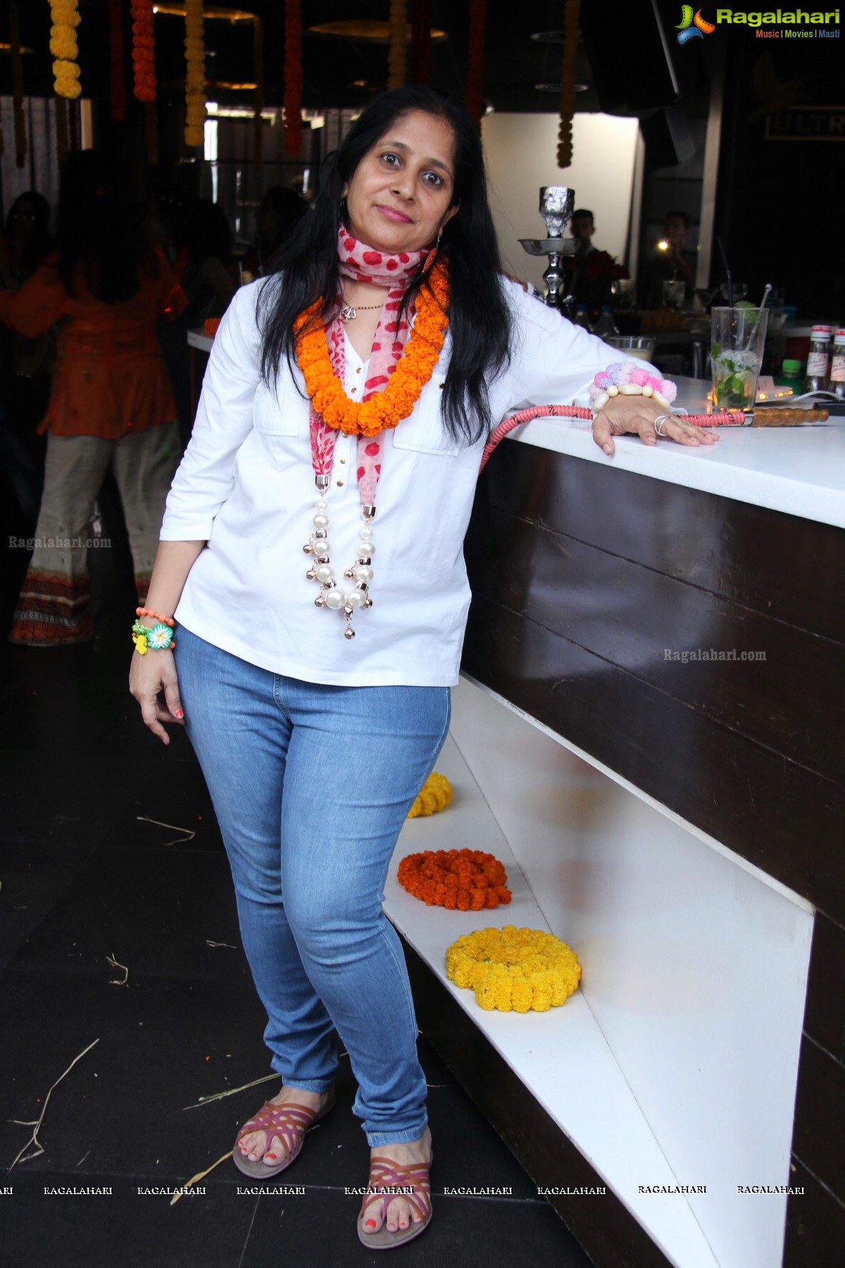 Get Together Party Hosted by Rajshree and Mridula at Spoil - Theme - Dum Maro Dum, Hyderabad