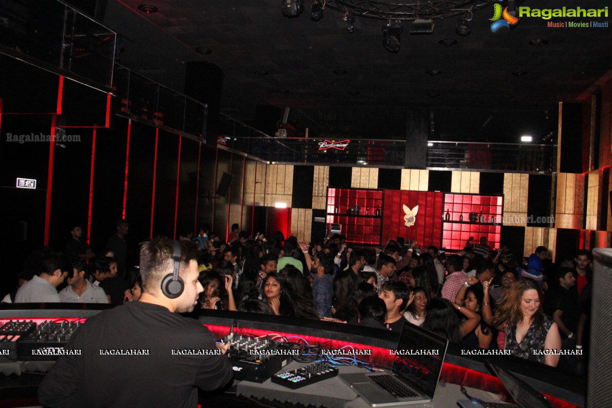 Scale Events presents EDM Saturday with Sartek at Playboy Club