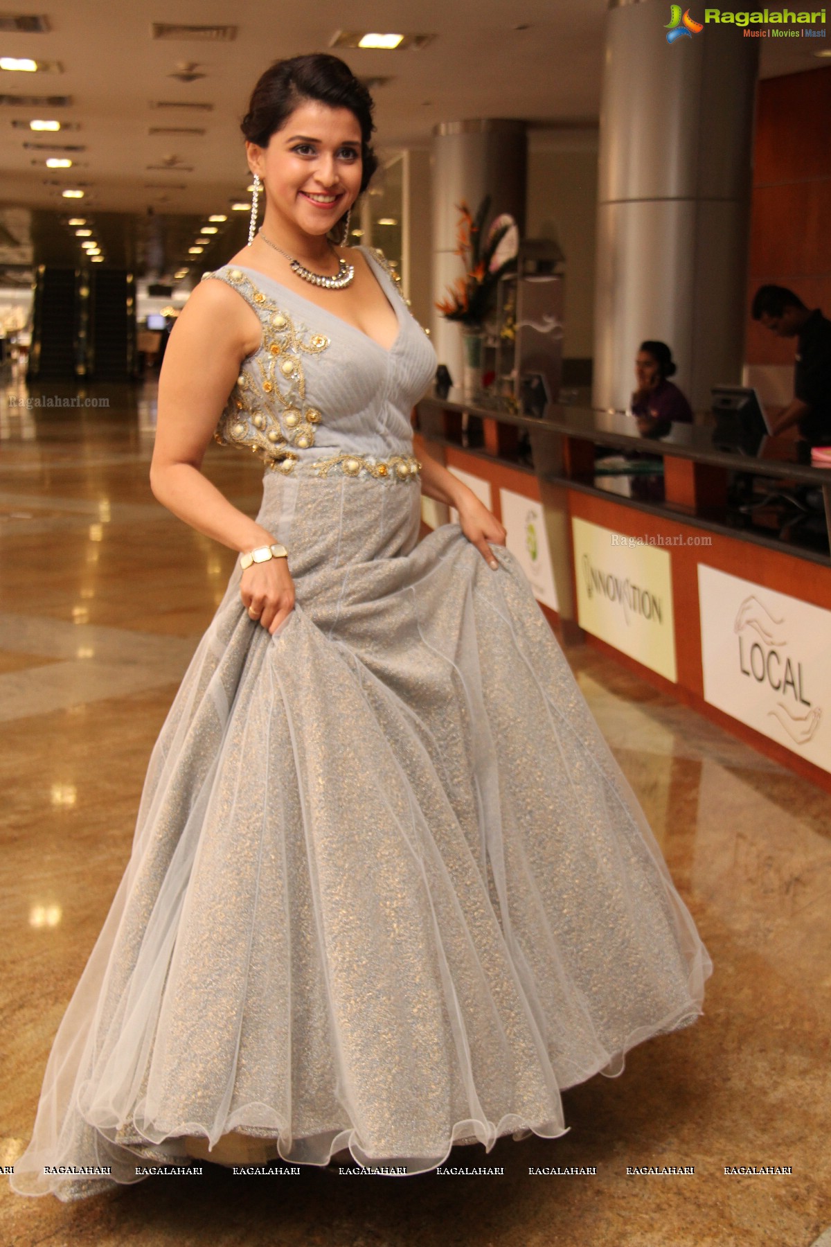 Mannara Chopra launches Hi Life Exhibition at Novotel (HICC), Hyderabad